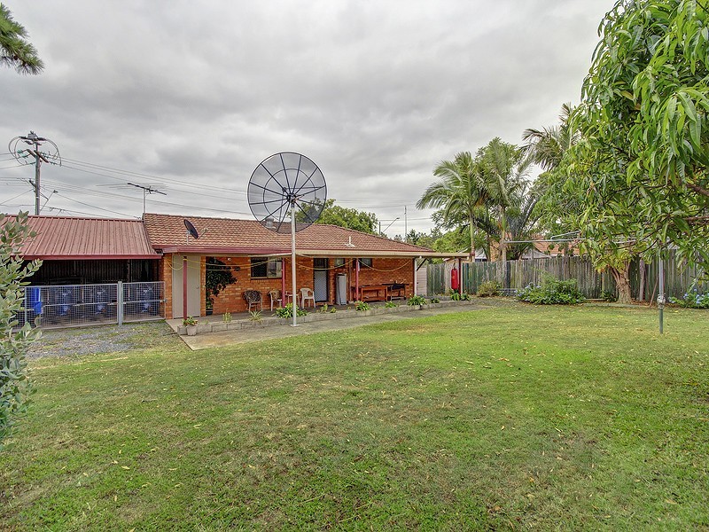 6 Waller Road, Browns Plains QLD 4118