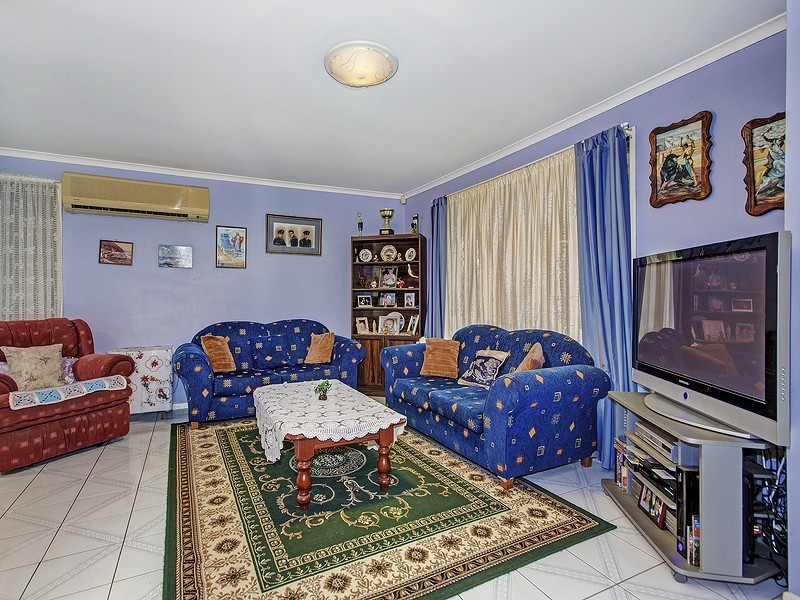 6 Waller Road, Browns Plains QLD 4118