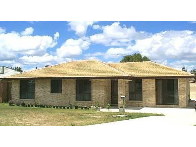 12 Highbury Drive, Crestmead QLD 4132