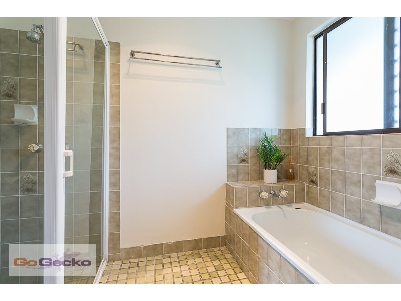 11 Quandong Street, Crestmead QLD 4132