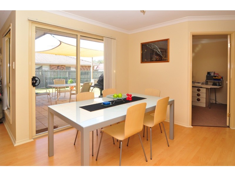 12 Paddies Crescent, Crestmead QLD 4132