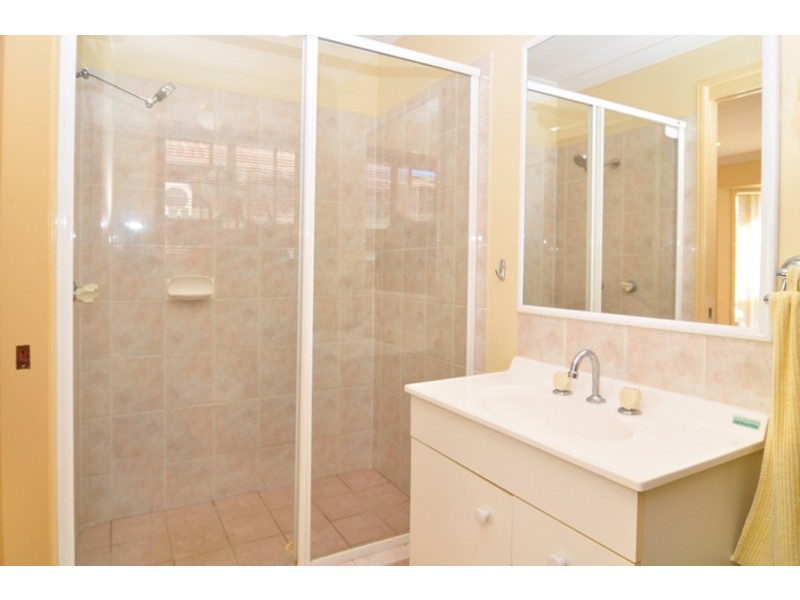 12 Paddies Crescent, Crestmead QLD 4132