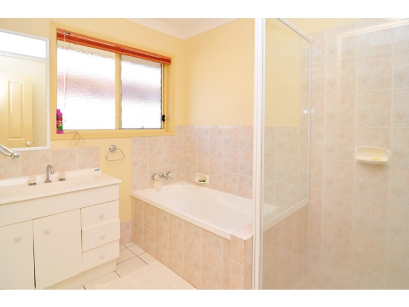 12 Paddies Crescent, Crestmead QLD 4132