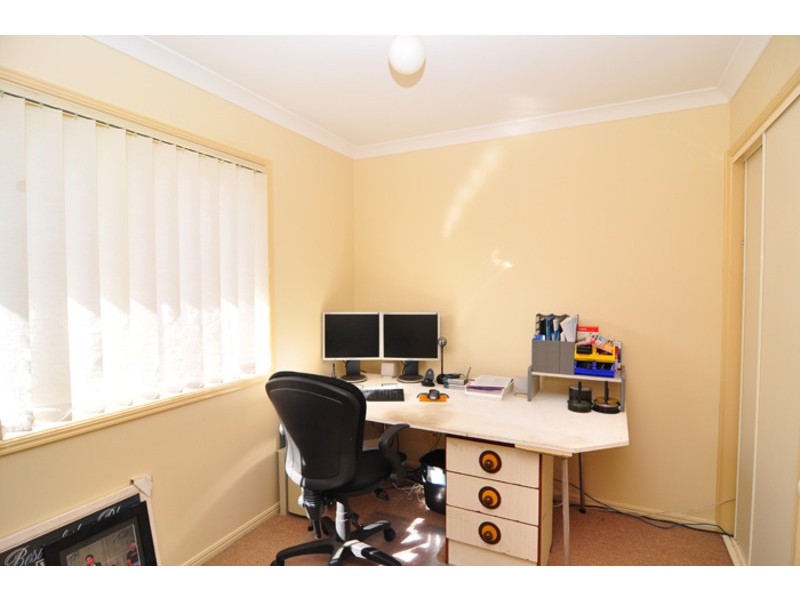 12 Paddies Crescent, Crestmead QLD 4132