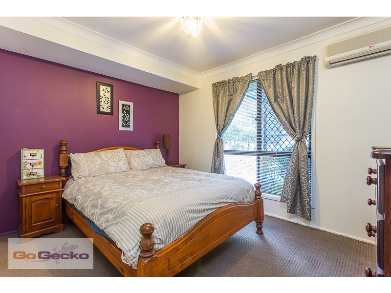 8 Stewart Street, Marsden QLD 4132