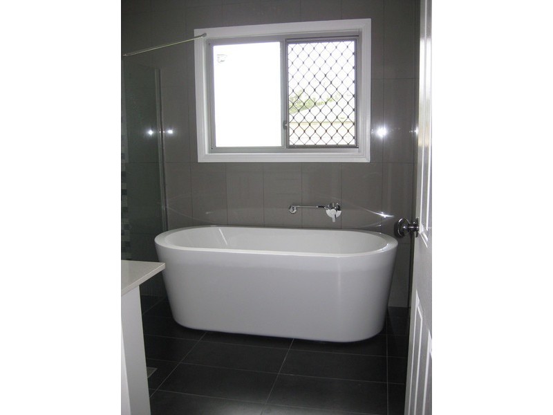 16 Avalon Court, Marsden QLD 4132