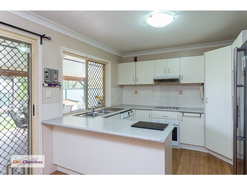 13 Learmonth Court, Hillcrest QLD 4118