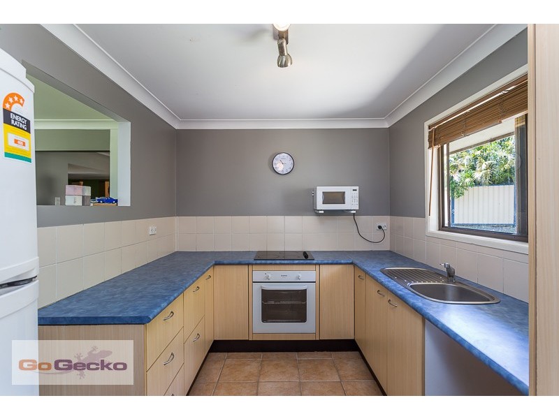 2 Letitia Street, Regents Park QLD 4118