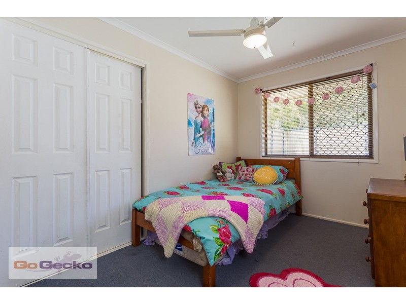2 Letitia Street, Regents Park QLD 4118