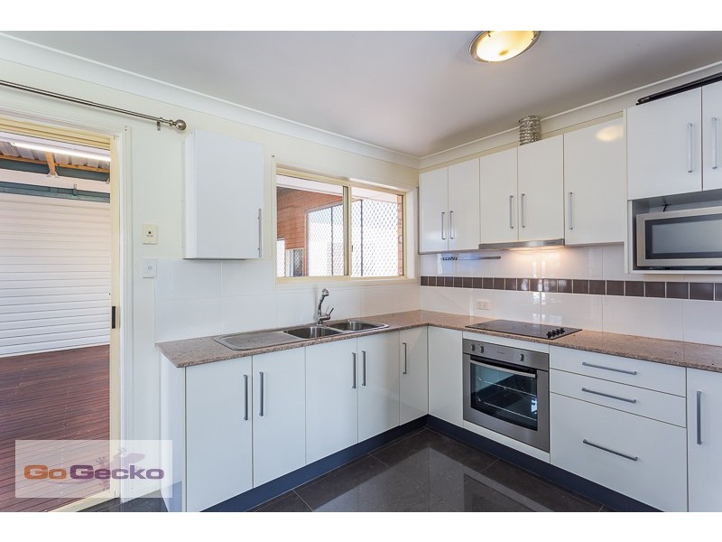 16 Avalon Court, Marsden QLD 4132