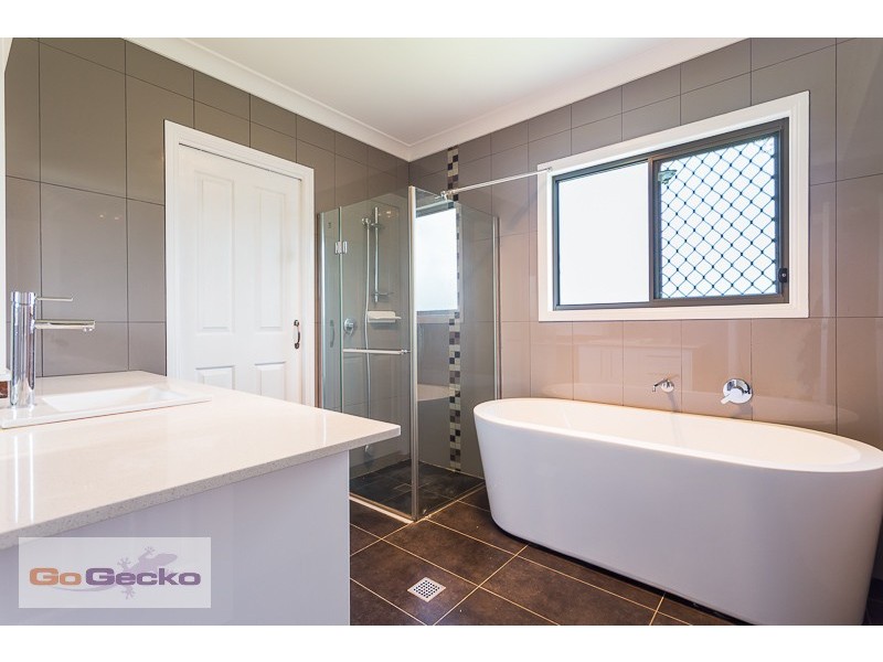 16 Avalon Court, Marsden QLD 4132