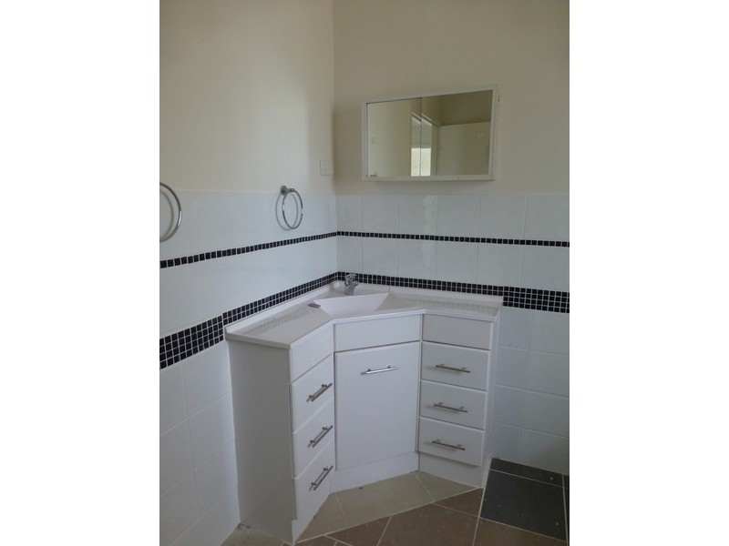 35 Kraatz Avenue, Loganlea QLD 4131