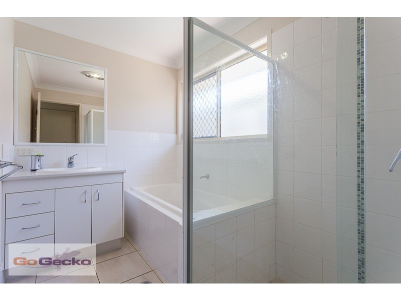 18 Tenielle Street, Boronia Heights QLD 4124