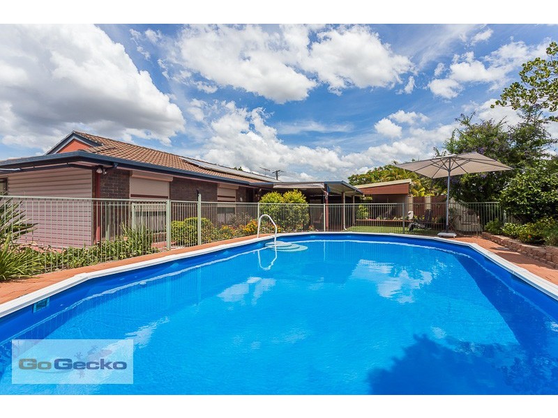 8 Salix Court, Crestmead QLD 4132