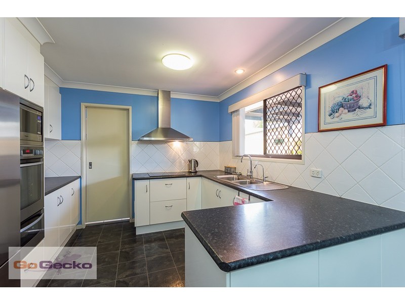 8 Salix Court, Crestmead QLD 4132