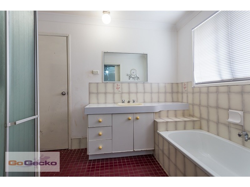 5 Quandong Street, Crestmead QLD 4132