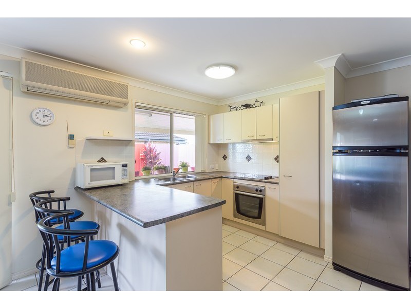 30 Geaney Boulevard, Crestmead QLD 4132