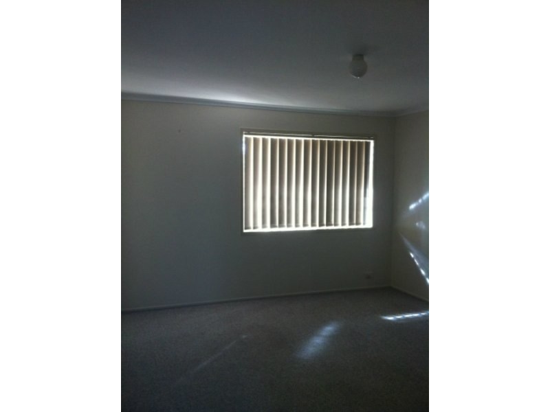 4/42 Monash Road, Loganlea QLD 4131