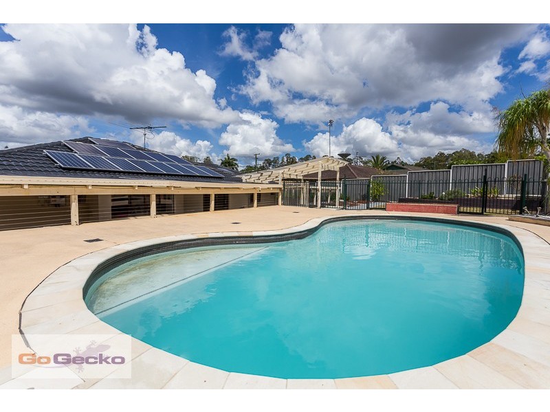 25 Owens Crescent, Regents Park QLD 4118