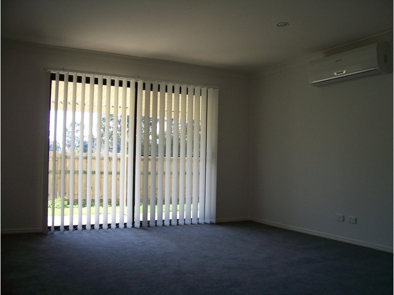 4 Parkvista Lane, Eagleby QLD 4207