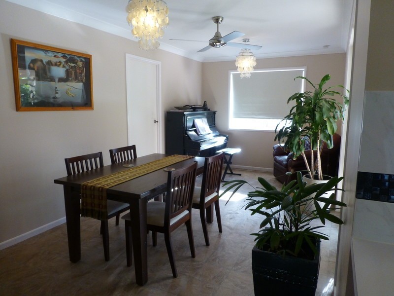 11 Norah Street, Crestmead QLD 4132