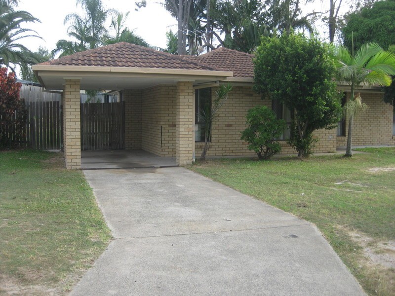 8 Regency Drive, Regents Park QLD 4118