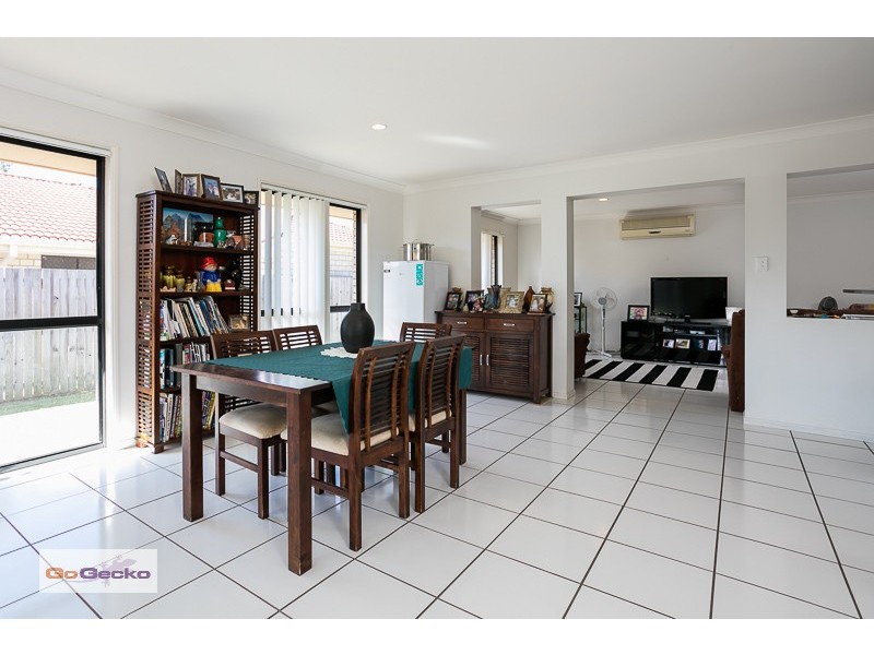 92 Second Avenue, Marsden QLD 4132