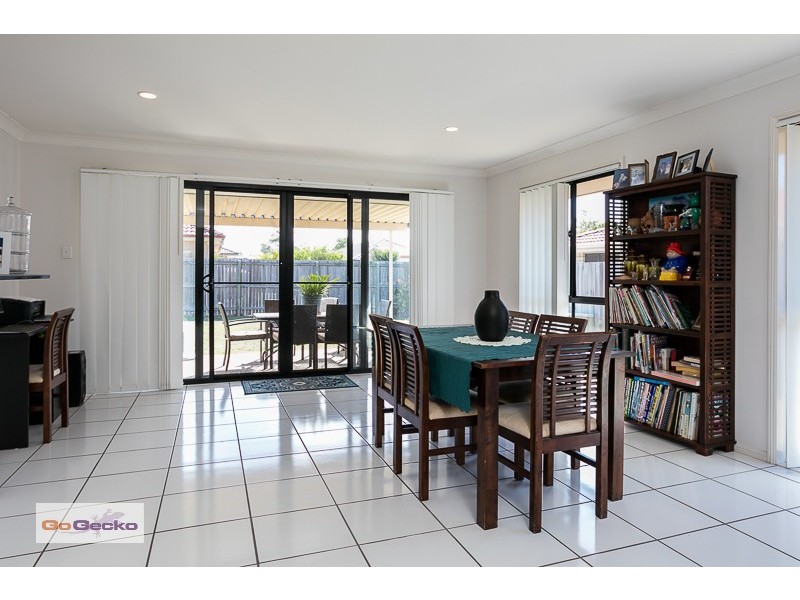 92 Second Avenue, Marsden QLD 4132