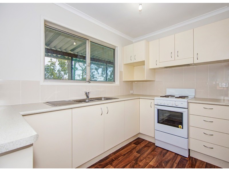 10 Maple Street, Marsden QLD 4132