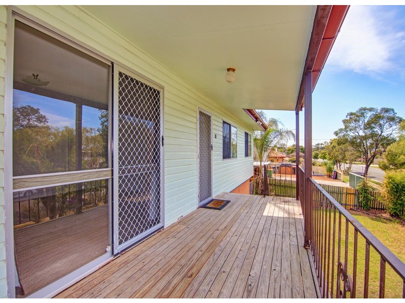 10 Maple Street, Marsden QLD 4132