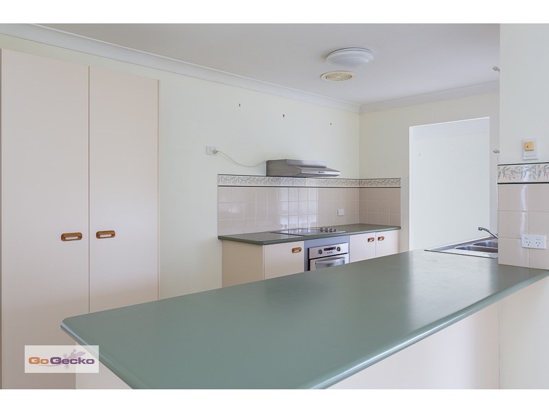 12 Parkside Drive, Crestmead QLD 4132