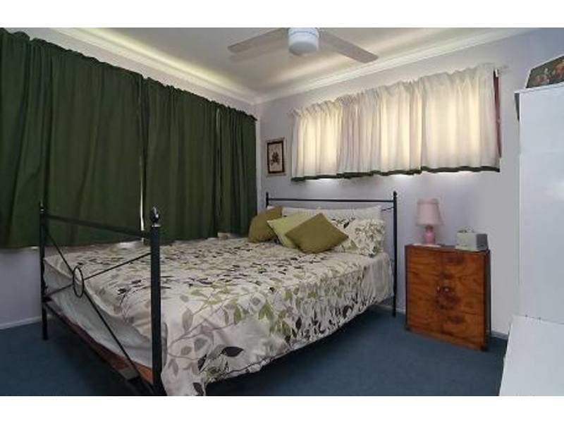 10 Armstrong Avenue, Slacks Creek QLD 4127