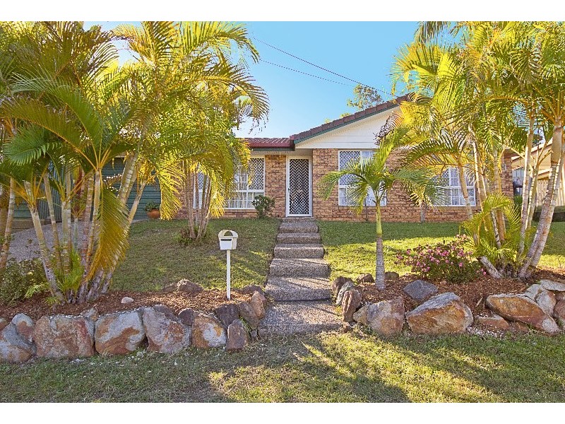 6 Barcrest Court, Crestmead QLD 4132