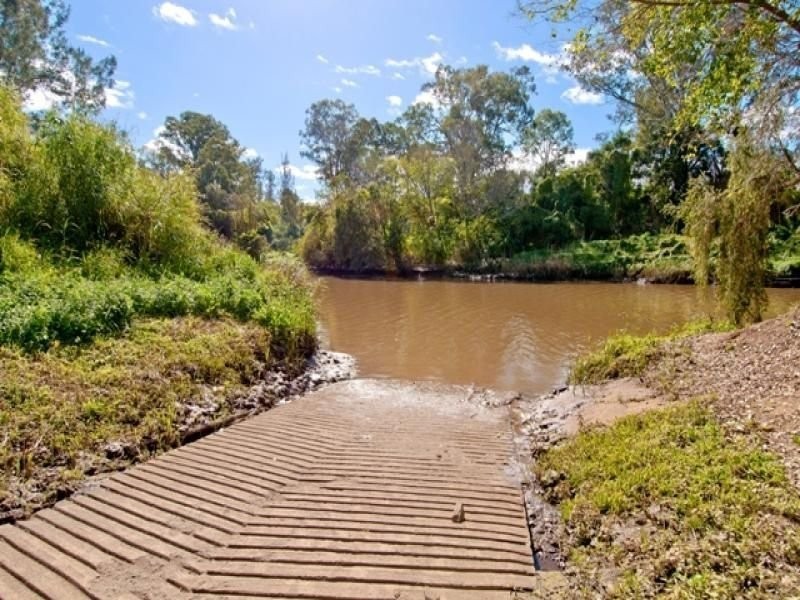 90 Henderson Road, Logan Reserve QLD 4133