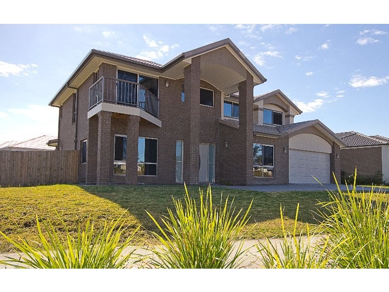 24 Grand Tce, Waterford QLD 4133