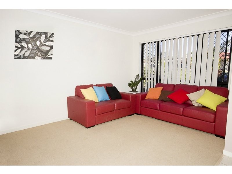 7 Webcke Ave, Crestmead QLD 4132