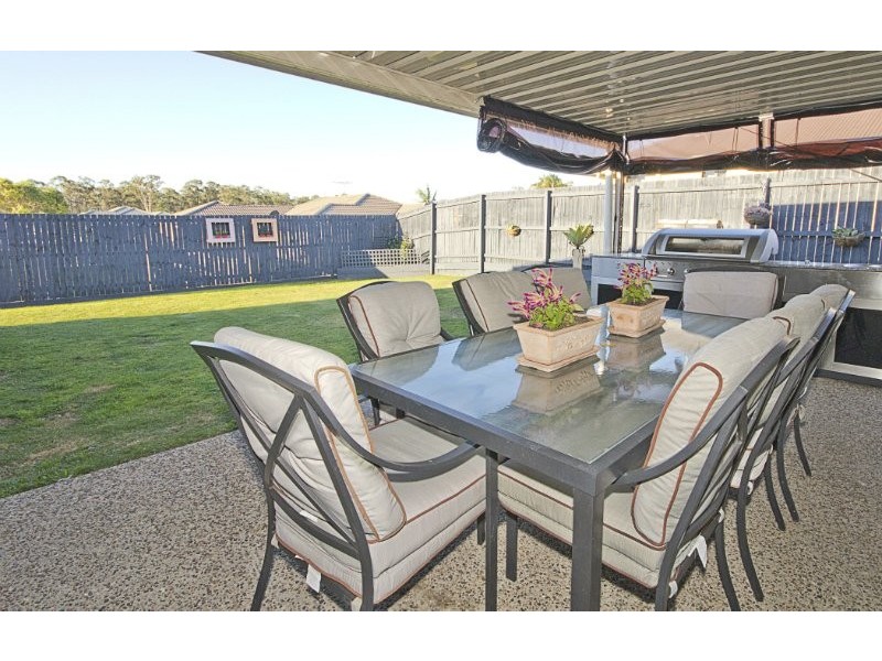 7 Webcke Ave, Crestmead QLD 4132