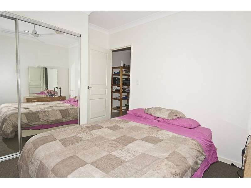 30 Mossman Parade, Waterford QLD 4133