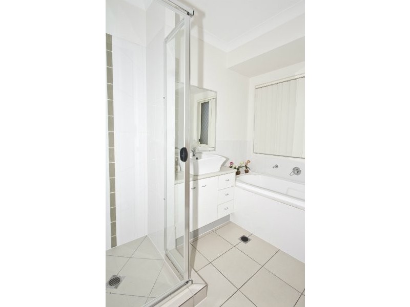 30 Mossman Parade, Waterford QLD 4133