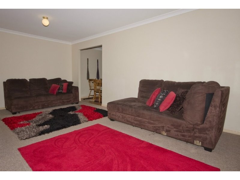 16 Starshine Street, Meadowbrook QLD 4131