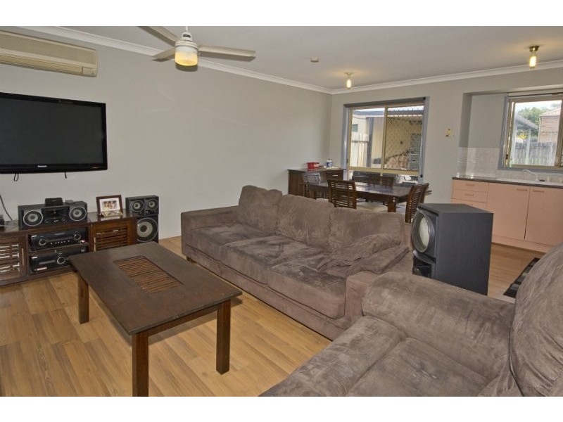 15 Pitt Court, Crestmead QLD 4132