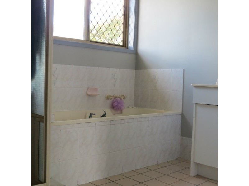 15 Pitt Court, Crestmead QLD 4132