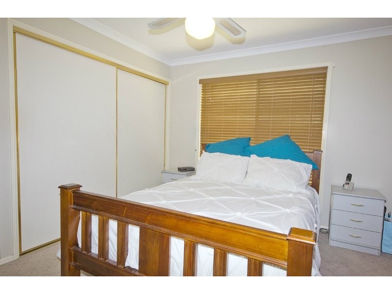 8 Majestic Court, Regents Park QLD 4118