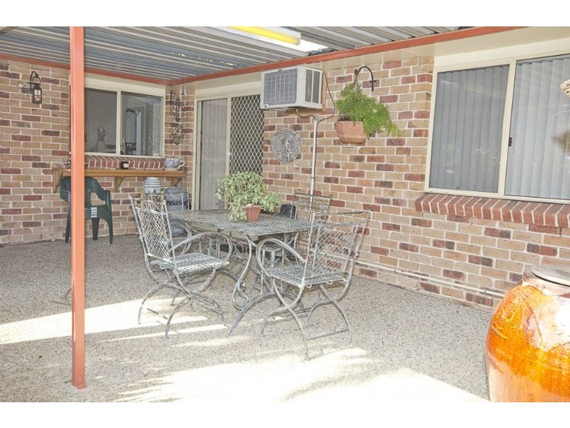 8 Majestic Court, Regents Park QLD 4118