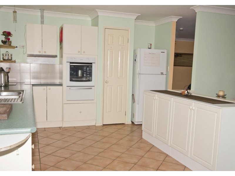 28 Kao Street, Marsden QLD 4132