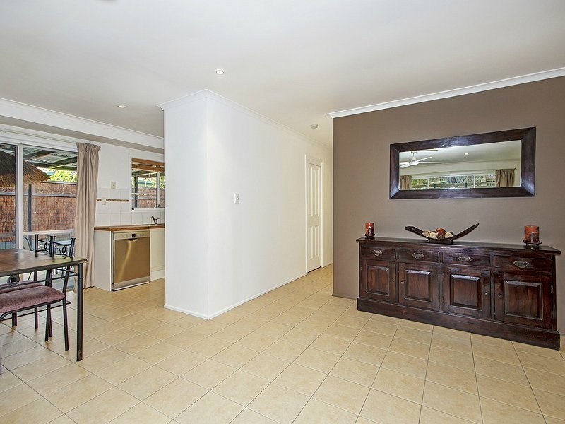 37 Parkland Avenue, Browns Plains QLD 4118
