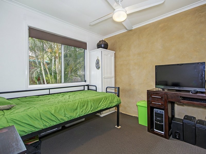 37 Parkland Avenue, Browns Plains QLD 4118