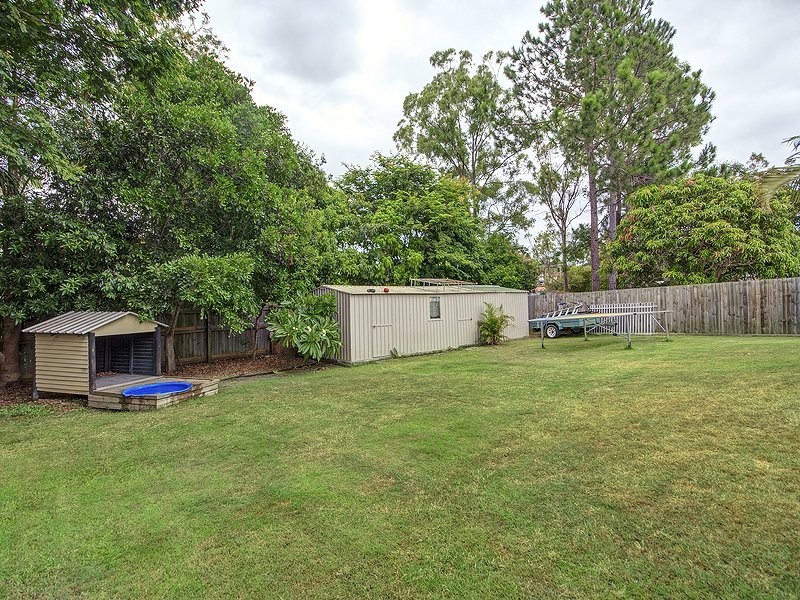 37 Parkland Avenue, Browns Plains QLD 4118