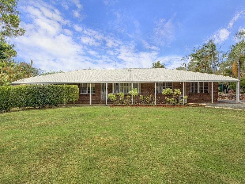 200-206 Crest Road, Park Ridge QLD 4125
