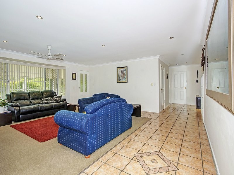 200-206 Crest Road, Park Ridge QLD 4125